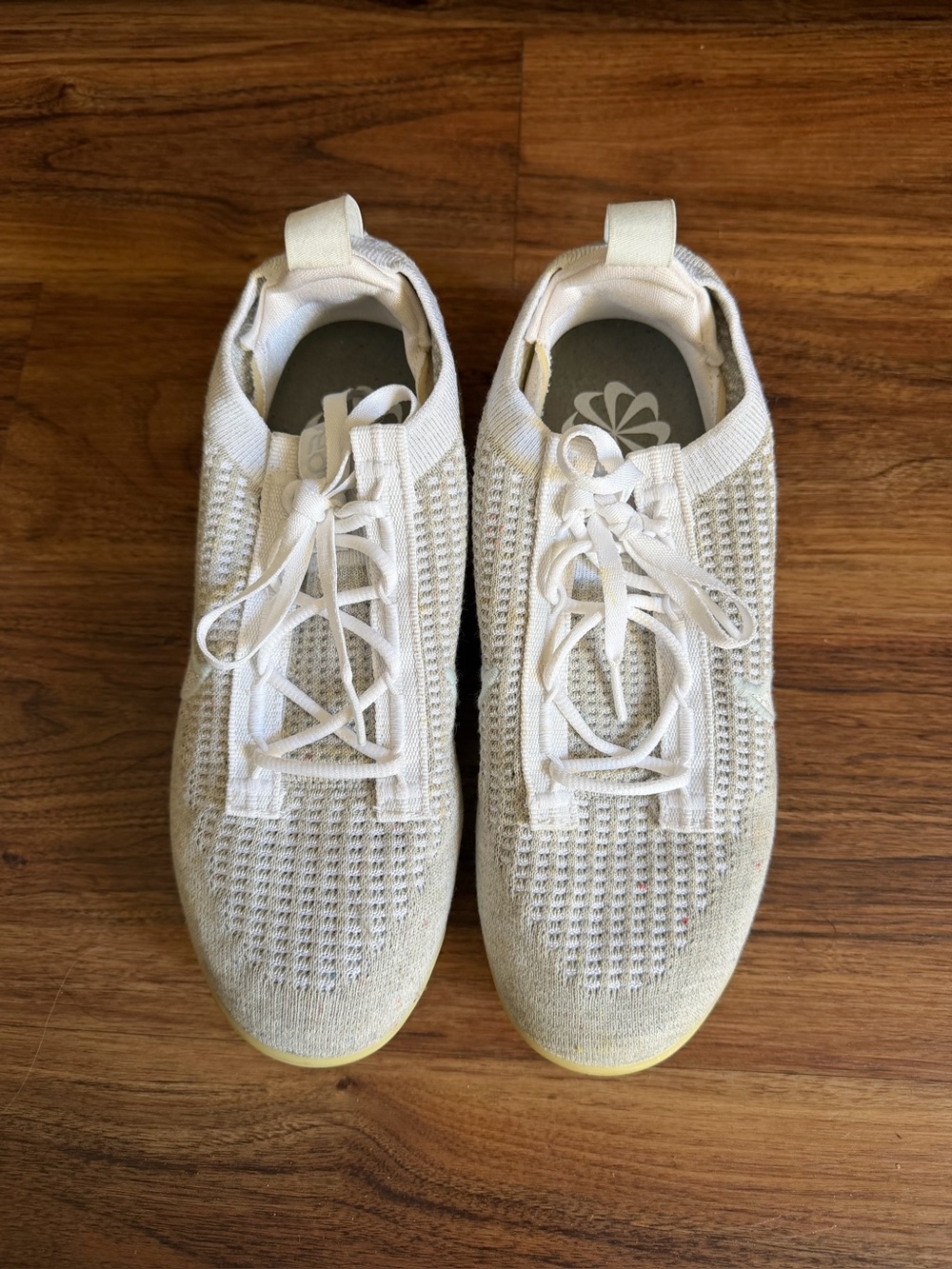 Women’s Nike Air Vapormax 2021 Flyknit DC4112-100 US Size 8 Athletic Sneakers